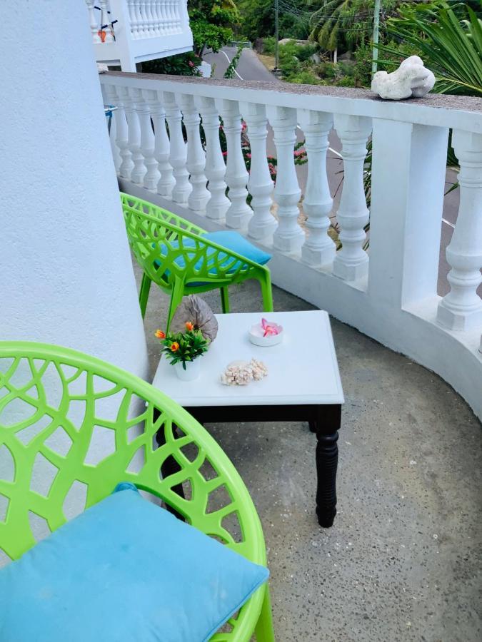 Epea Ocean View Apartment Tortoise Machabee Exterior photo